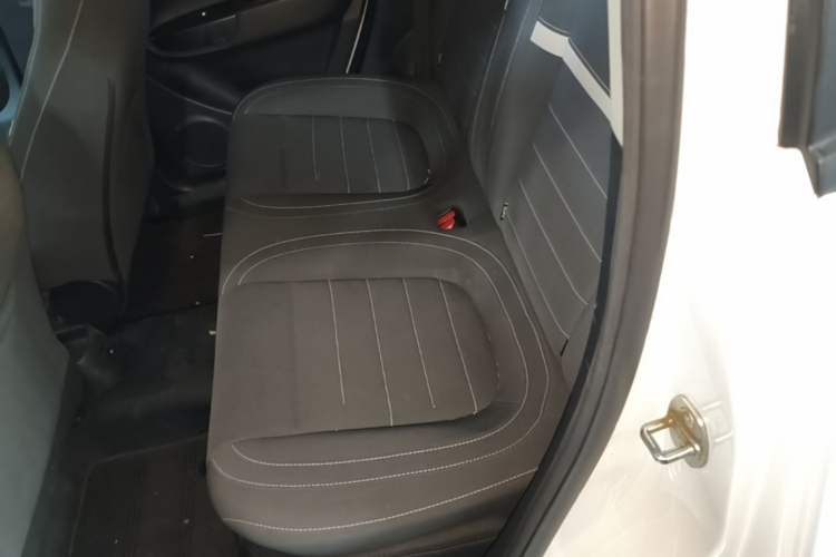 Used ORA White Cat 2020 305 km Luxury Version Left Rear Seat