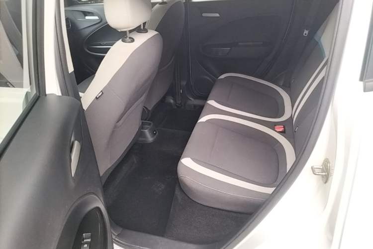 Used ORA White Cat 2020 360 km Luxury Version Left Rear Seat