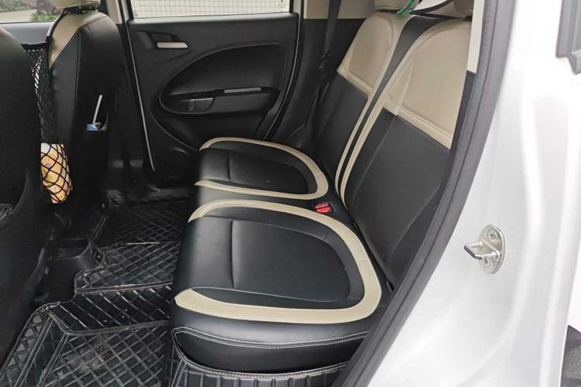 Used ORA White Cat 2020 360 km Luxury Version Left Rear Seat