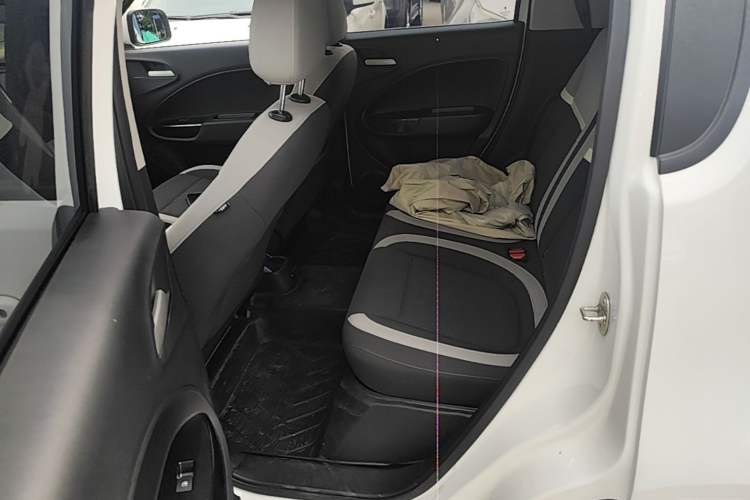 Used ORA White Cat 2020 360 km Luxury Version Left Rear Seat
