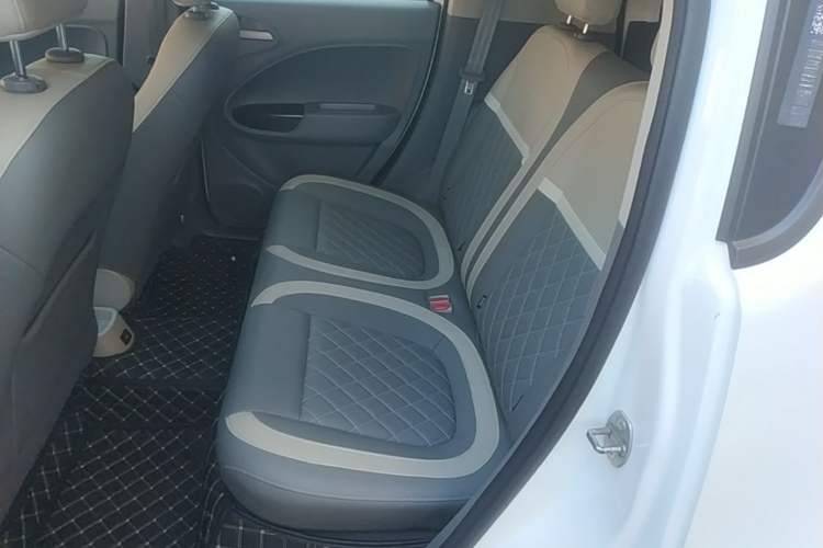 Used ORA White Cat 2020 401 km Flagship Version Left Rear Seat