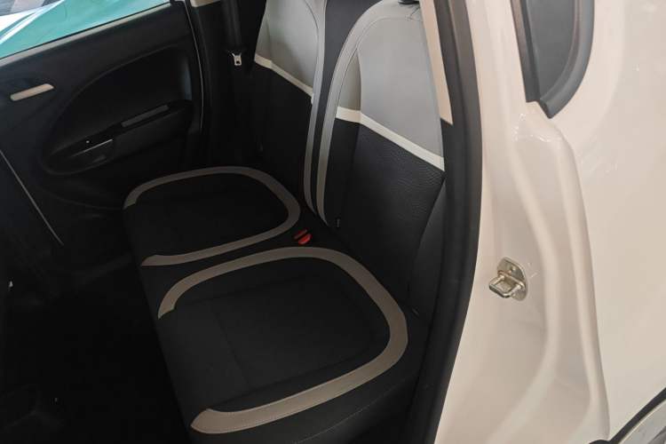 Used ORA White Cat 2020 360km Standard Version Left Rear Seat