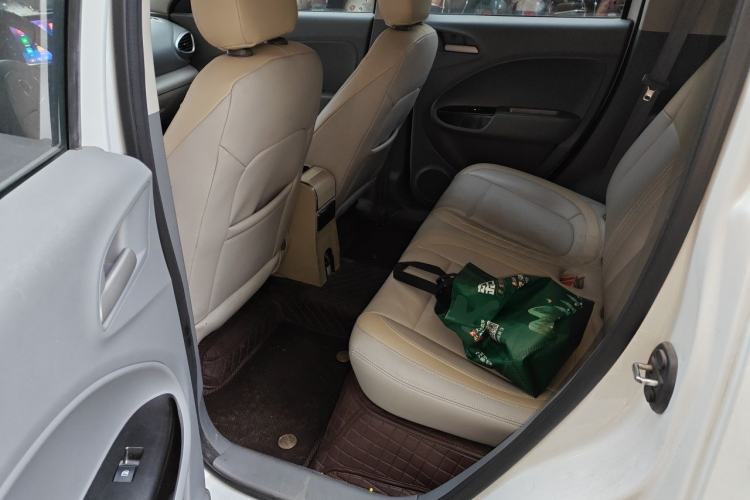 Used ORA White Cat 2020 305 km Luxury Version Left Rear Seat