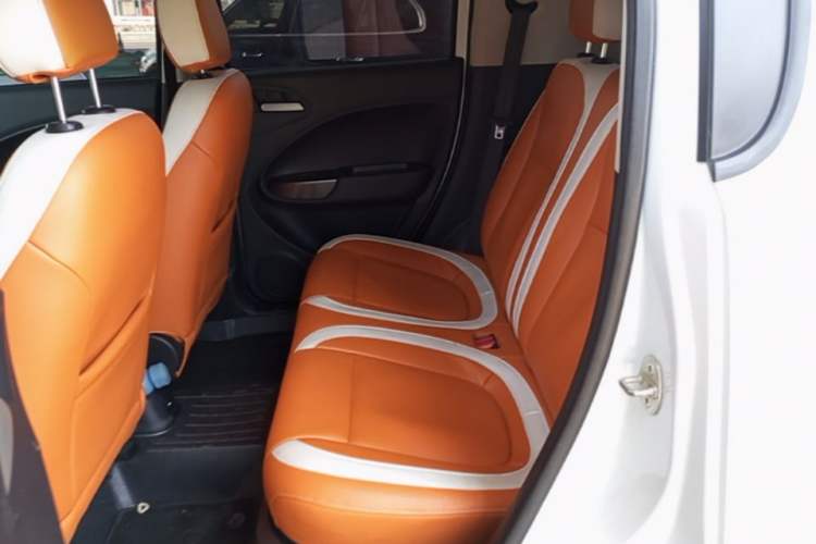 Used ORA White Cat 2020 360 km Luxury Version Left Rear Seat