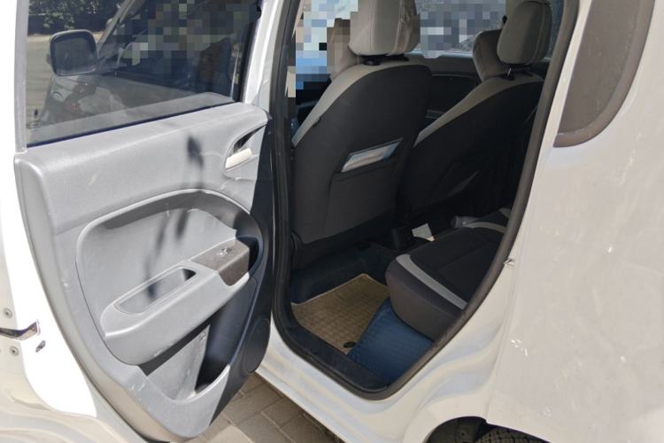 Used ORA White Cat 2020 305 km Luxury Version Left Rear Seat