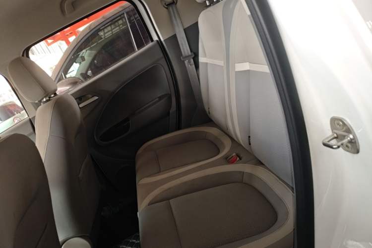 Used ORA White Cat 2020 360 km Luxury Version Left Rear Seat