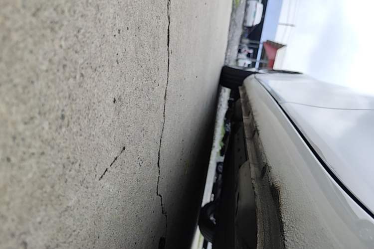 Used ORA White Cat 2020 305 km Luxury Version Left Side Sill
