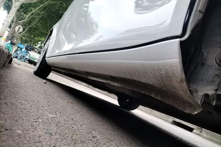 Used ORA White Cat 2020 360 km Luxury Version Left Side Sill