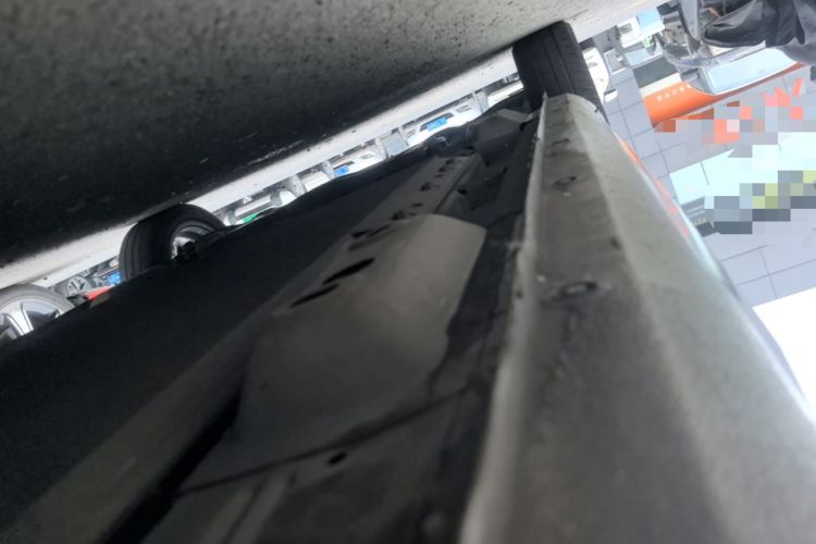Used ORA White Cat 2020 401 km Flagship Version Left Side Sill