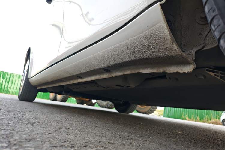 Used ORA White Cat 2020 360 km Luxury Version Left Side Sill