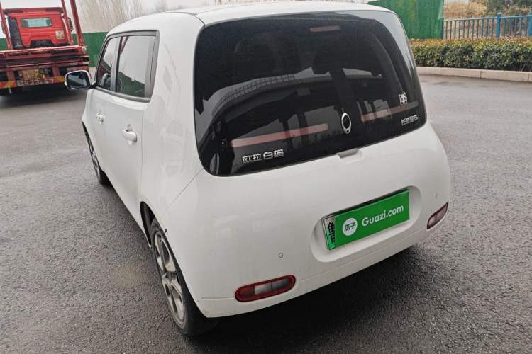 Used ORA White Cat 2020 305 km Luxury Version Rear Left 45 Deg
