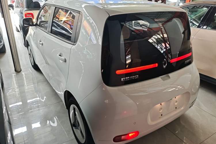 Used ORA White Cat 2020 360 km Luxury Version Rear Left 45 Deg