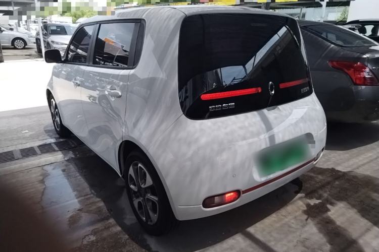 Used ORA White Cat 2020 305 km Luxury Version Rear Left 45 Deg