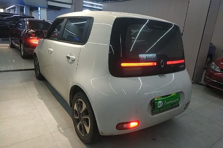 Used ORA White Cat 2020 305 km Luxury Version Rear Left 45 Deg