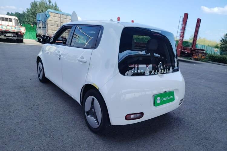 Used ORA White Cat 2020 360 km Luxury Version Rear Left 45 Deg