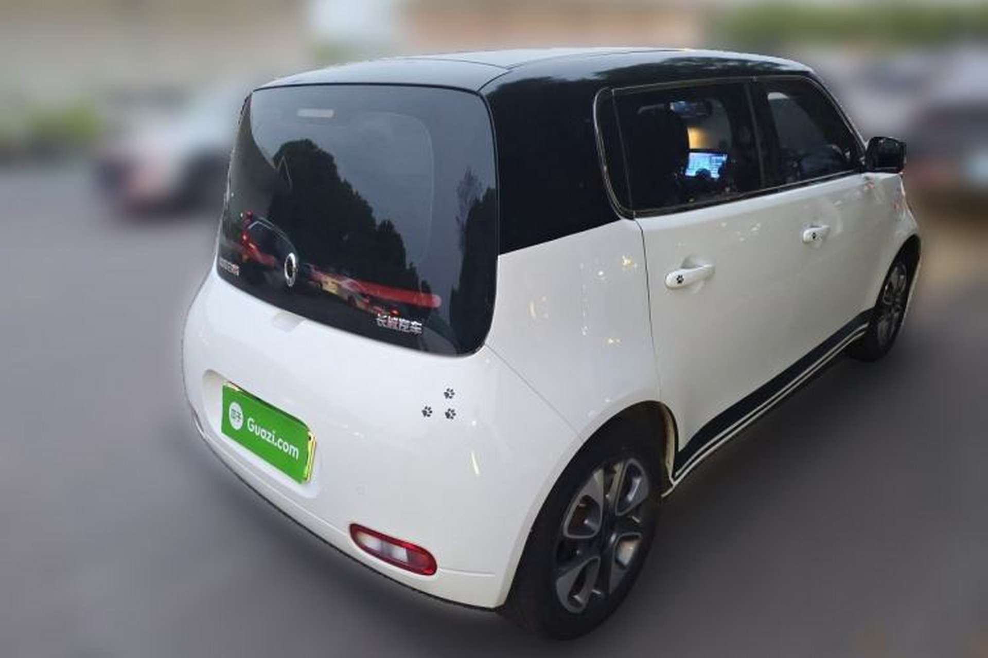 Used ORA White Cat 2020 305 km Luxury Version Rear Right 45 Deg