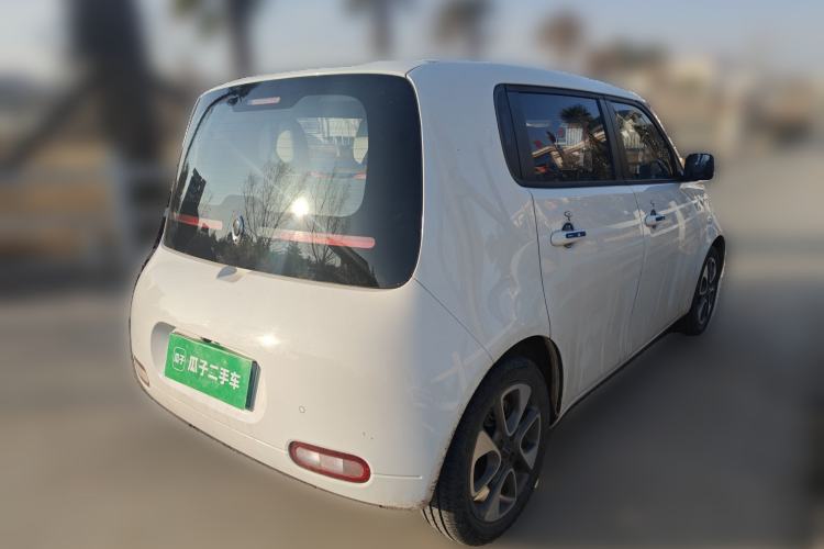 Used ORA White Cat 2020 305 km Luxury Version Rear Right 45 Deg