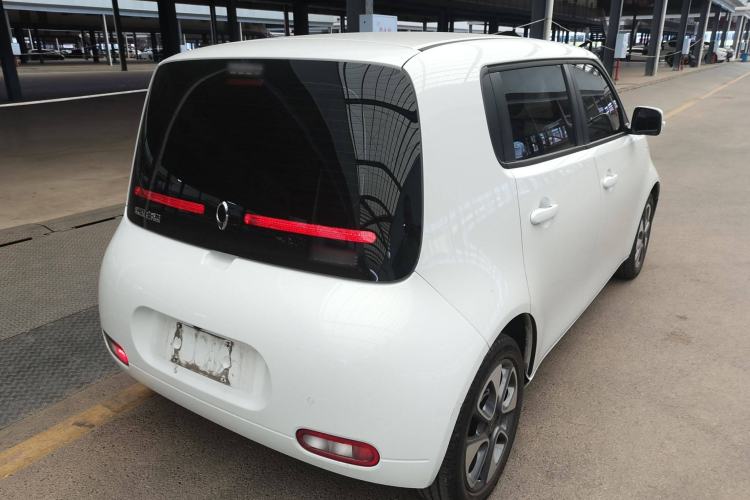 Used ORA White Cat 2020 305 km Luxury Version Rear Right 45 Deg