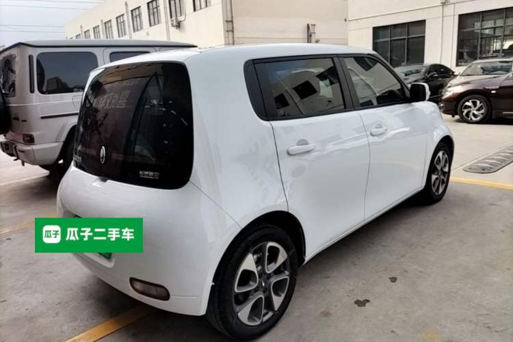 Used ORA White Cat 2020 305 km Luxury Version Rear Right 45 Deg