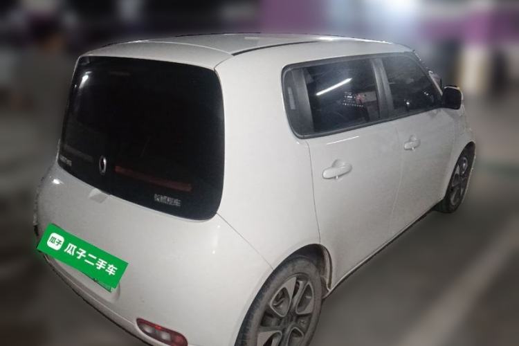 Used ORA White Cat 2020 305 km Luxury Version Rear Right 45 Deg