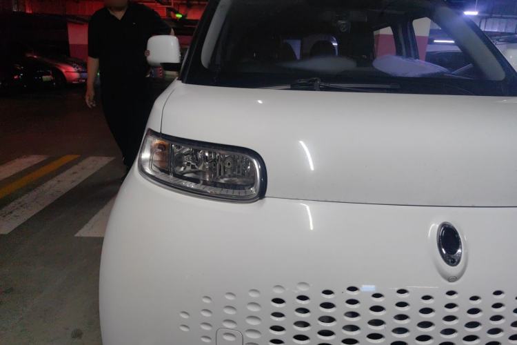Used ORA White Cat 2020 305 km Luxury Version Right Front Headlight