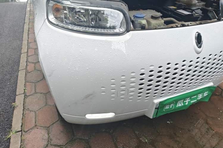 Used ORA White Cat 2020 305 km Luxury Version Right Front Headlight