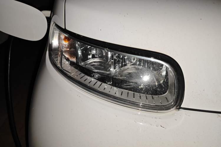 Used ORA White Cat 2020 305 km Luxury Version Right Front Headlight