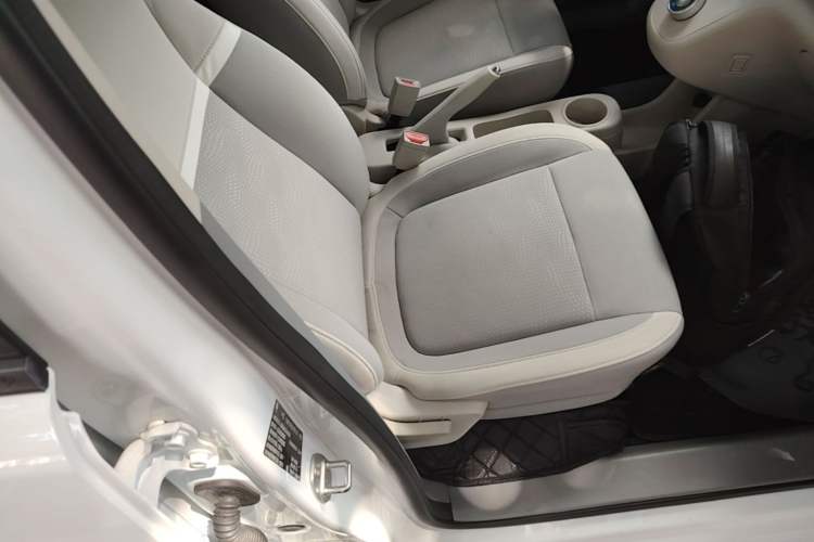 Used ORA White Cat 2020 360km Standard Version Right Front Seat