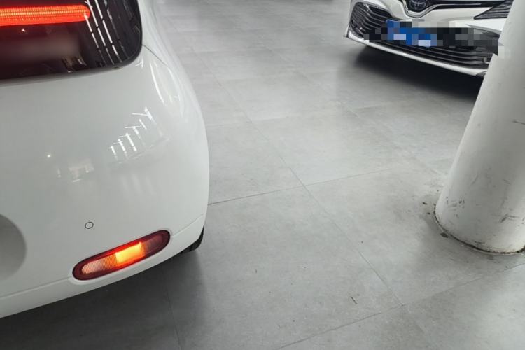 Used ORA White Cat 2020 305 km Luxury Version Right Rear Taillight