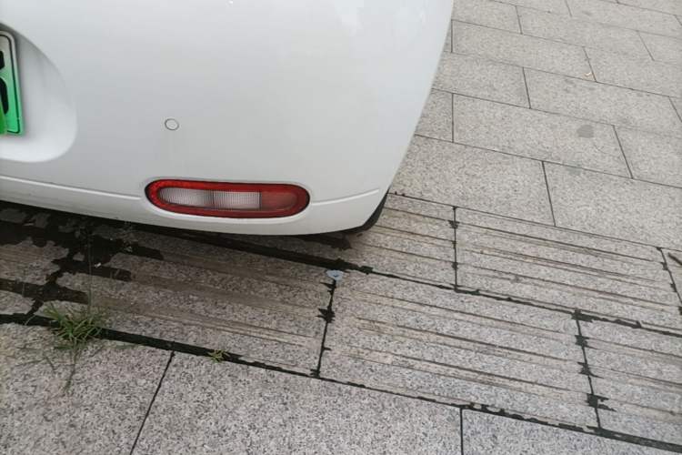 Used ORA White Cat 2020 360 km Luxury Version Right Rear Taillight