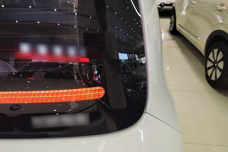 Used ORA White Cat 2020 305 km Luxury Version Right Rear Taillight