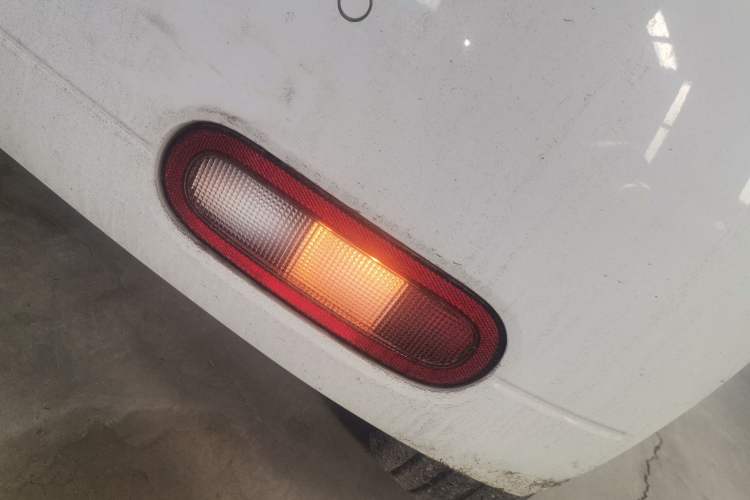 Used ORA White Cat 2020 305 km Luxury Version Right Rear Taillight