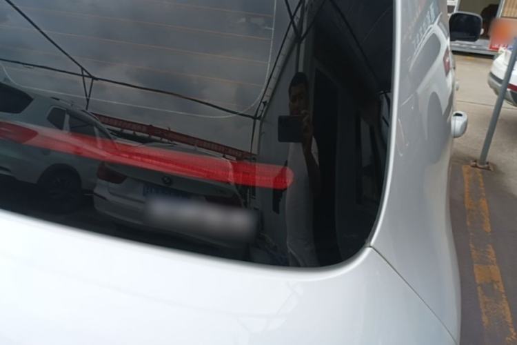 Used ORA White Cat 2020 305 km Luxury Version Right Rear Taillight