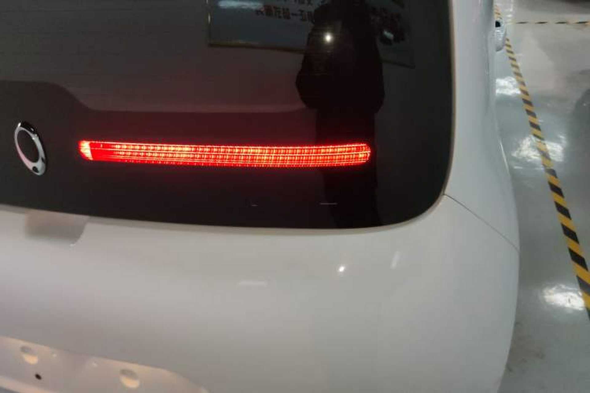 Used ORA White Cat 2020 305 km Luxury Version Right Rear Taillight