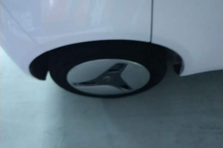 Used ORA White Cat 2020 401 km Long-Range Version Right Rear Wheel Hub