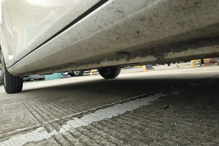 Used ORA White Cat 2020 360km Standard Version Right Side Sill
