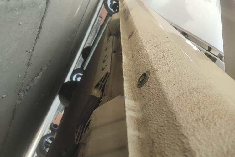 Used ORA White Cat 2020 401 km Long-Range Version Right Side Sill