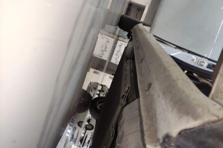 Used ORA White Cat 2020 401 km Long-Range Version Right Side Sill