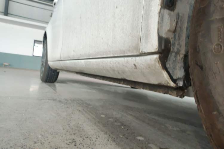 Used ORA White Cat 2020 401 km Long-Range Version Right Side Sill