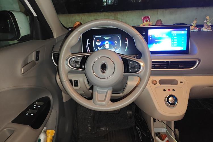 Used ORA White Cat 2020 305 km Luxury Version Steering Wheel