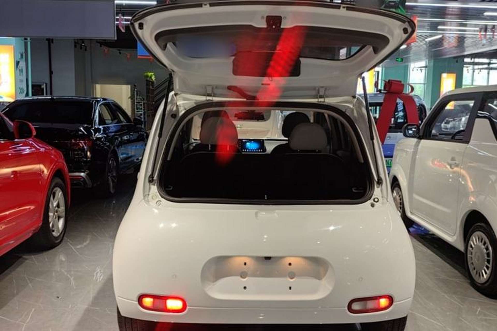 Used ORA White Cat 2020 305 km Luxury Version Trunk