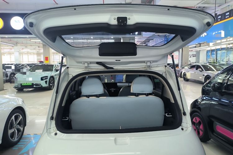 Used ORA White Cat 2020 305 km Luxury Version Trunk