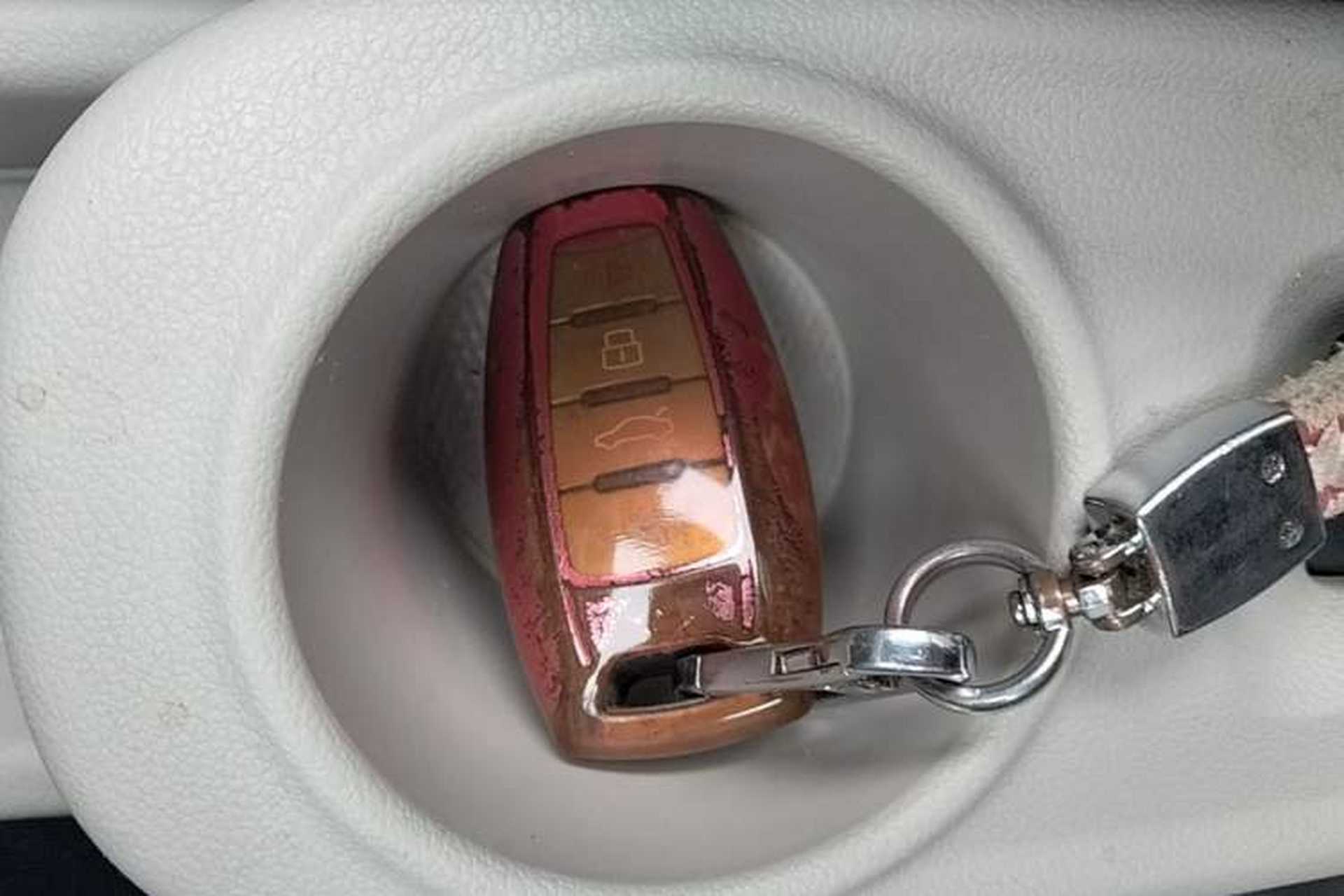 Used ORA White Cat 2020 401 km Long-Range Version Vehicle Key