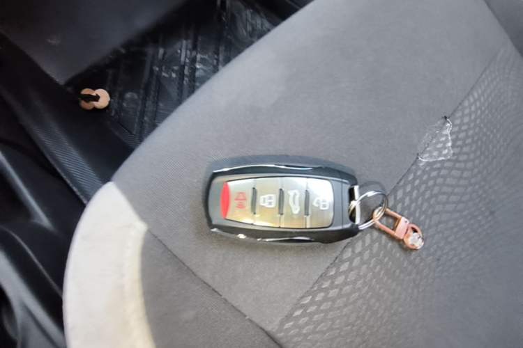 Used ORA White Cat 2020 305 km Luxury Version Vehicle Key