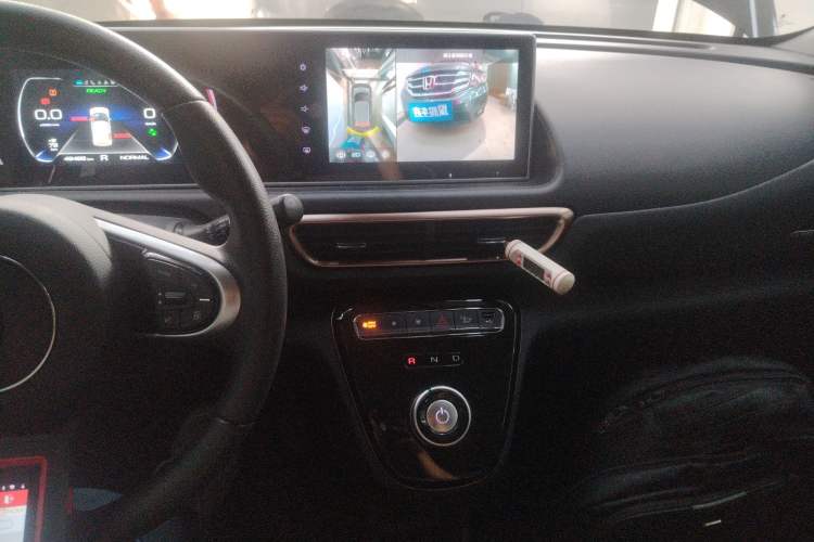 Used ORA White Cat 2022 Xiaoyue Mao Edition 401 km Flagship Model Lithium Ternary Audio And AC Panel