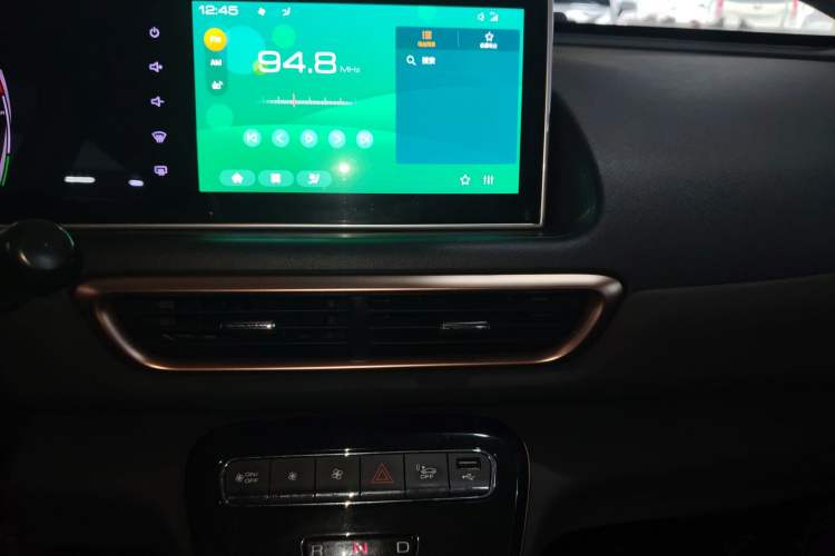Used ORA White Cat 2022 Xiaoyue Mao Edition 360 km Luxury Model Lithium NMC Audio And AC Panel