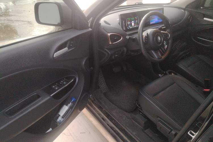 Used ORA White Cat 2022 Xiaoyue Mao Edition 401 km Flagship Model Lithium Ternary Driver Seat