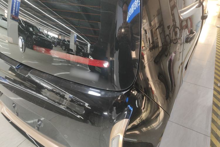 Used ORA White Cat 2022 Xiaoyue Mao Edition 360 km Luxury Model Lithium NMC Exterior 3