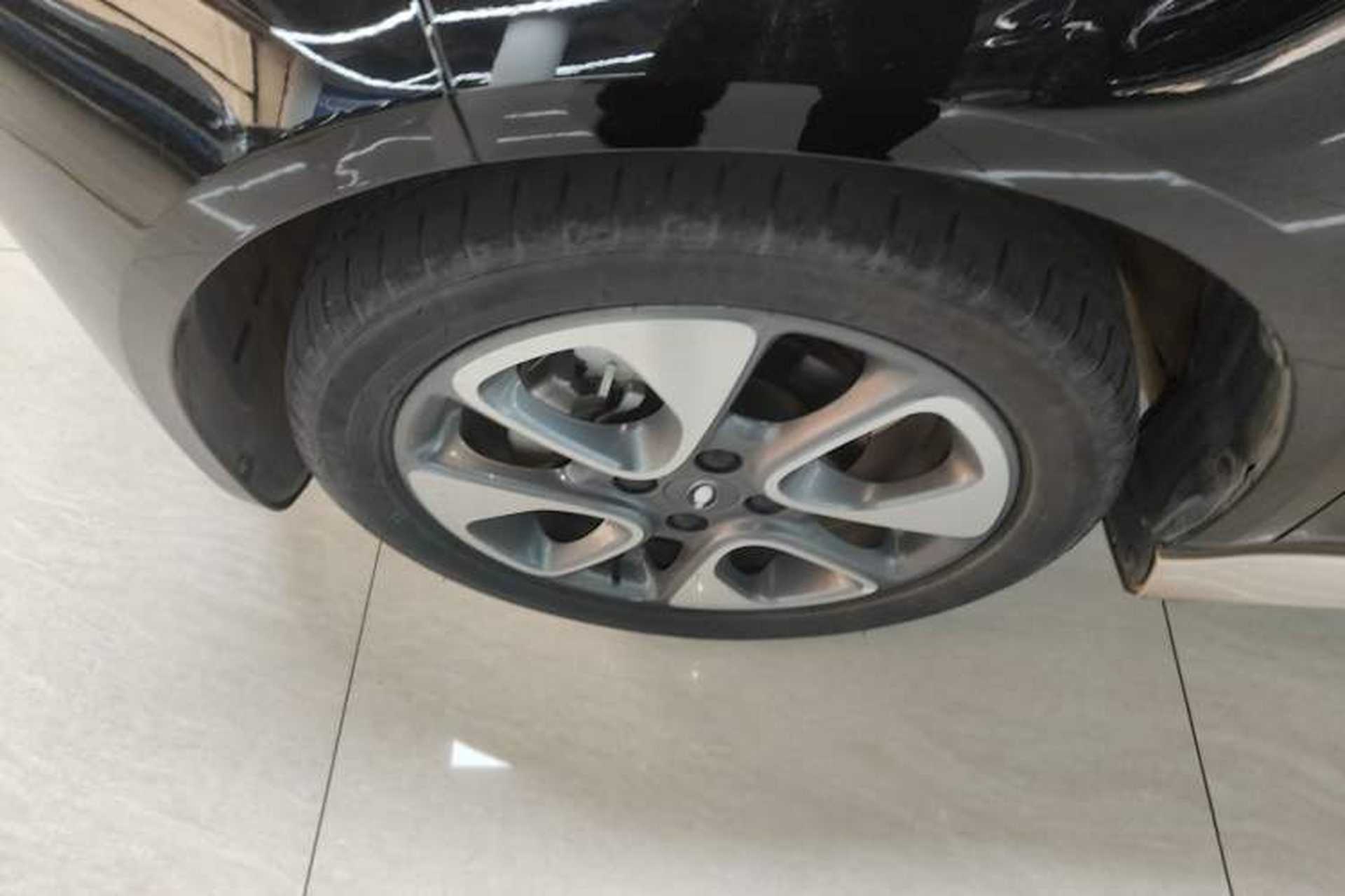 Used ORA White Cat 2022 Xiaoyue Mao Edition 360 km Luxury Model Lithium NMC Exterior 4
