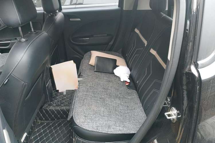 Used ORA White Cat 2022 Xiao Yean Cat Edition 360km Deluxe Model Ternary Lithium Left Rear Seat